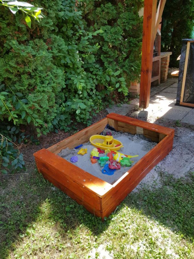 Sommer Ferienhaus Balatonszarszo Zewnętrze zdjęcie