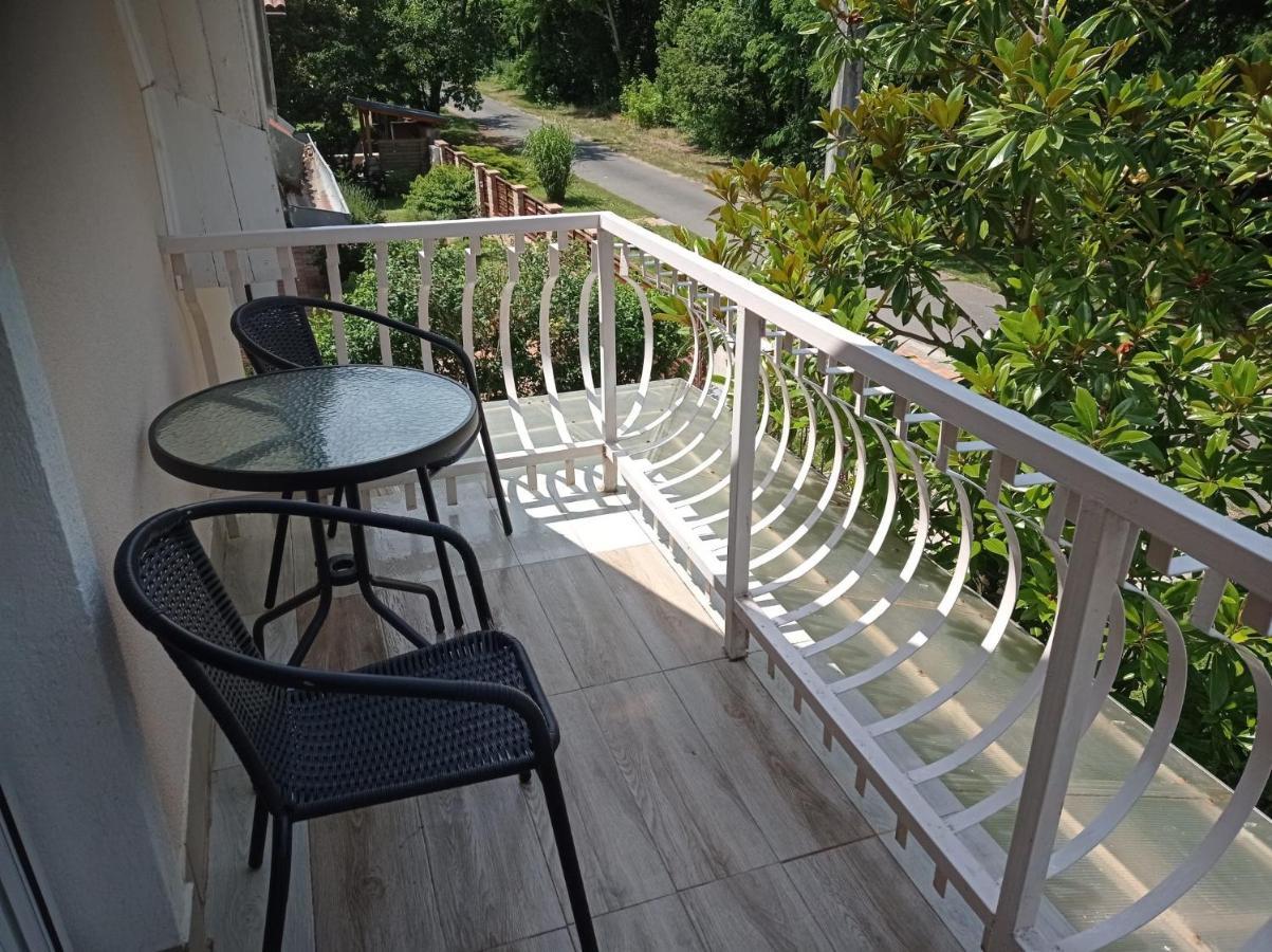 Sommer Ferienhaus Balatonszarszo Zewnętrze zdjęcie